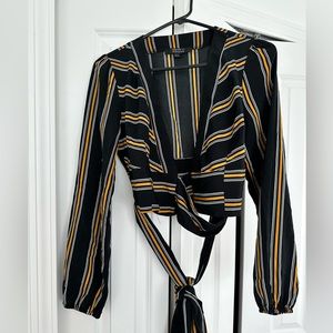 Forever 21 girls new front crossover with waist tie dressy top